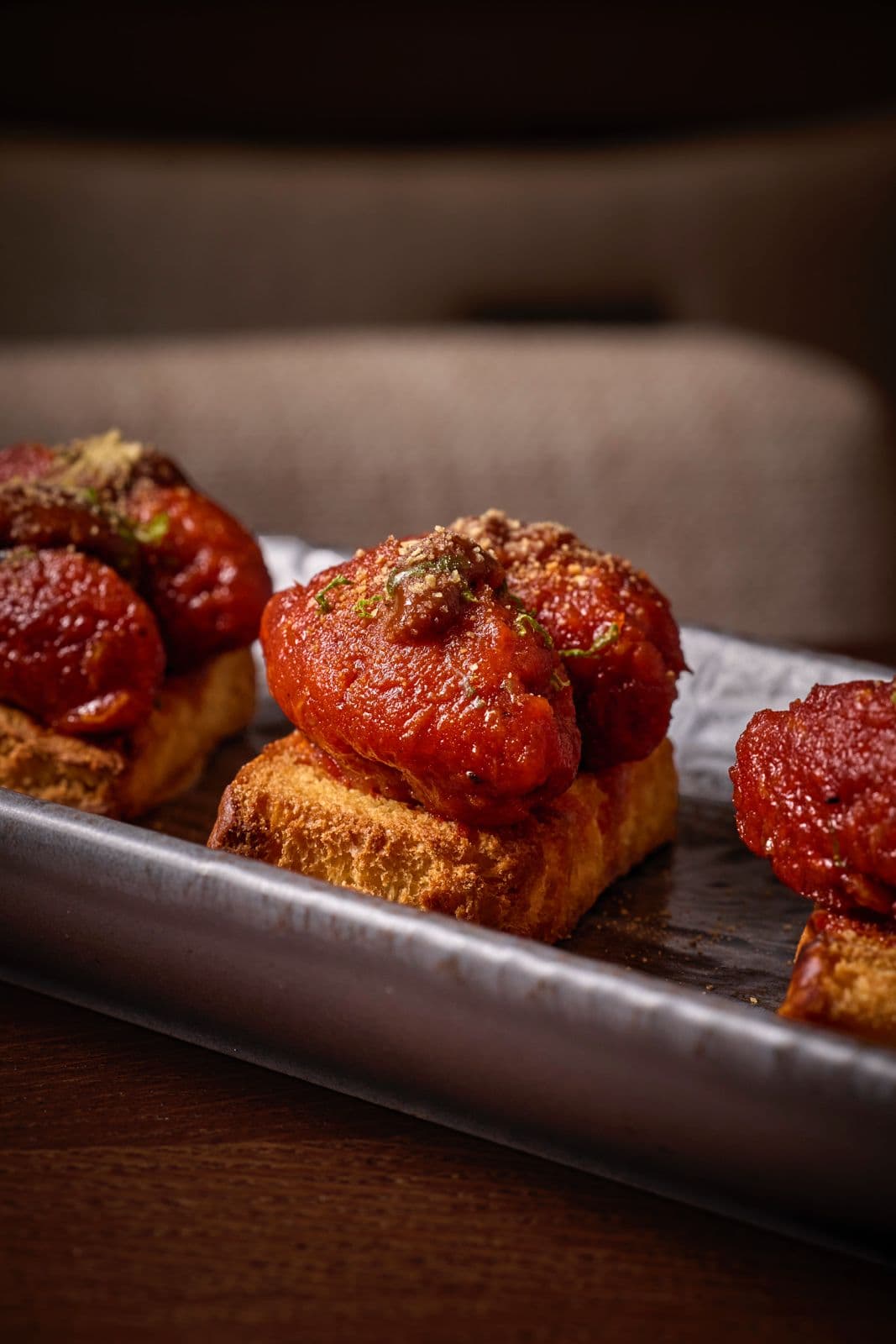 Sobrasada con mermelada de chile morita sobre brioche tostado